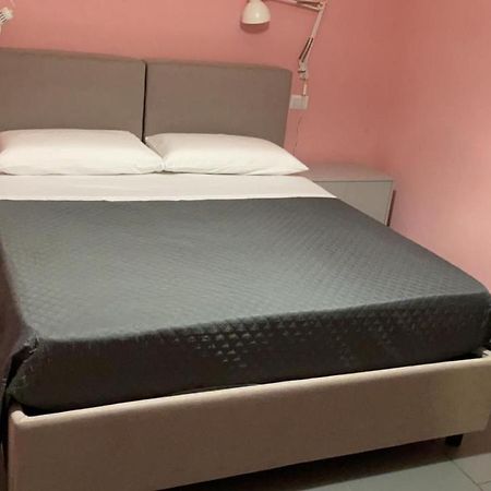 Hotel Bbnapl'Est Napoli Esterno foto